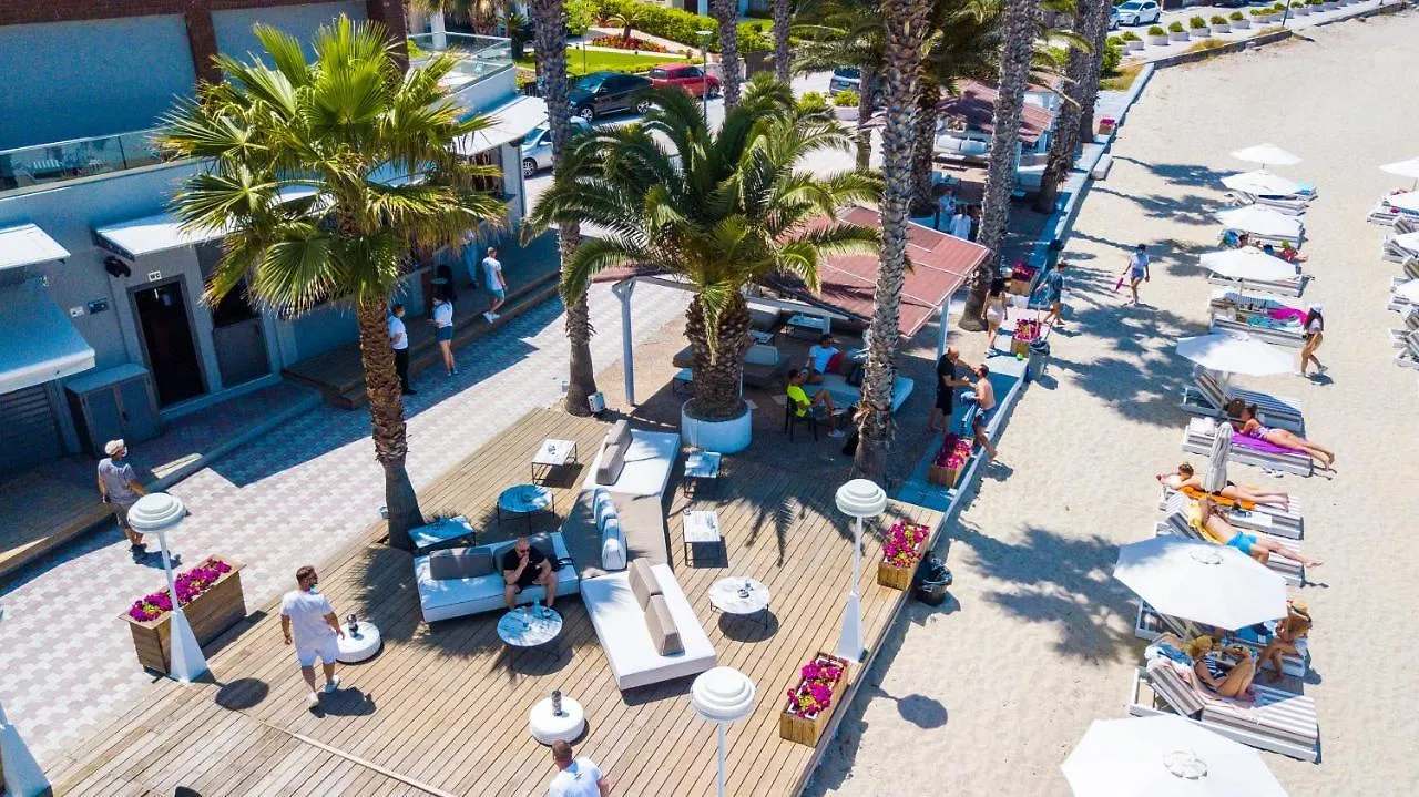 Tridente Mare Apart Hotel Pefkochori Yunanistan